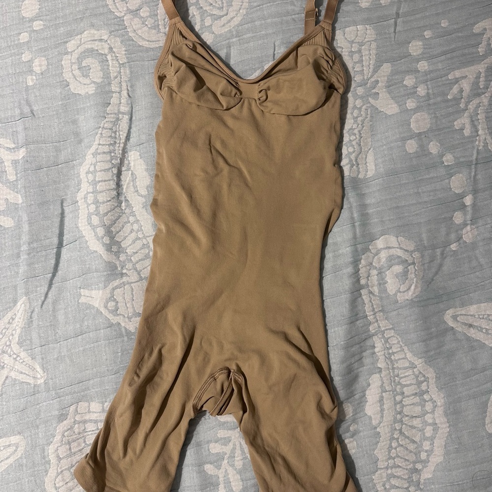 SKIMS Tan Shapewear Bodysuit